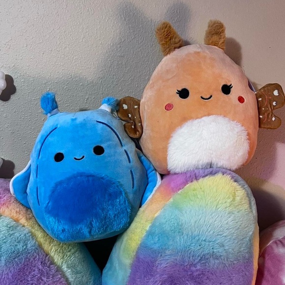 ๐ฆ๐ SQUISHMALLOW Josa Sea Slug Walgreens exclusive plush moth butterfly plush - Picture 8 of 8